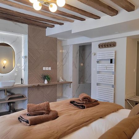 Tresors De Sens Bed & Breakfast Exterior photo