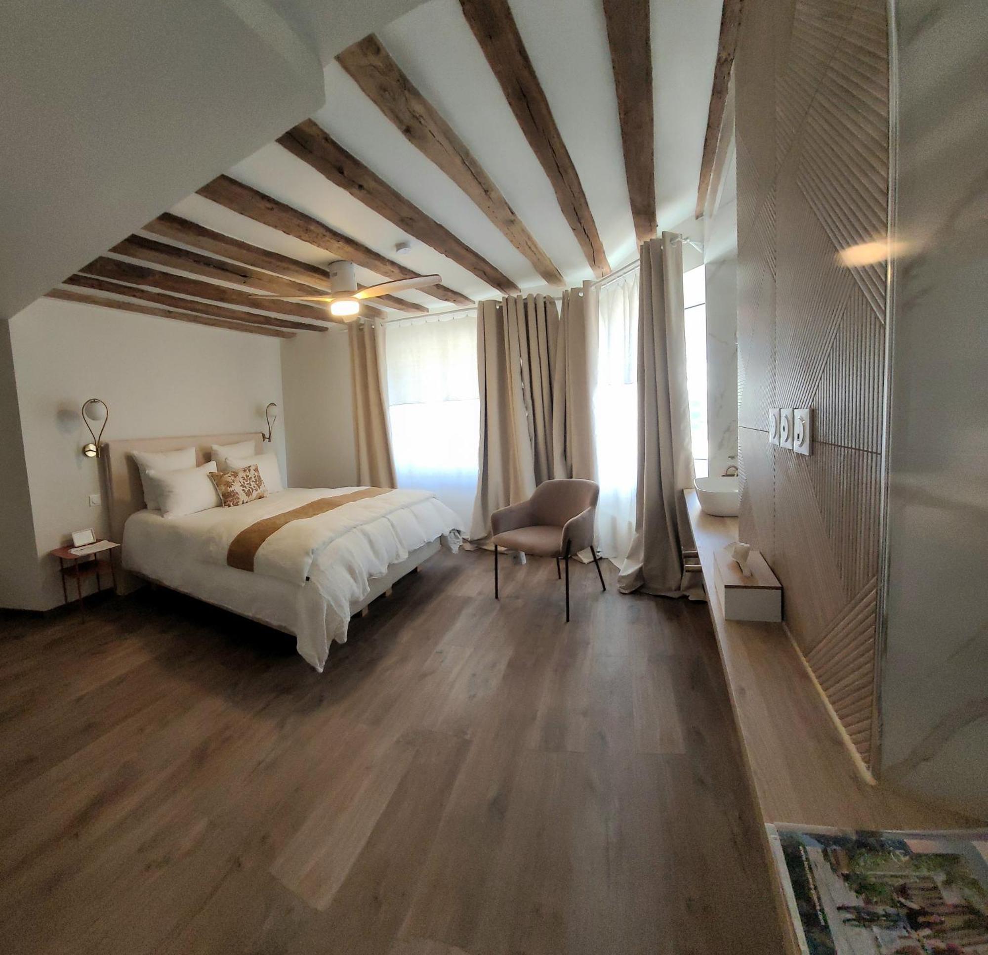 Tresors De Sens Bed & Breakfast Exterior photo
